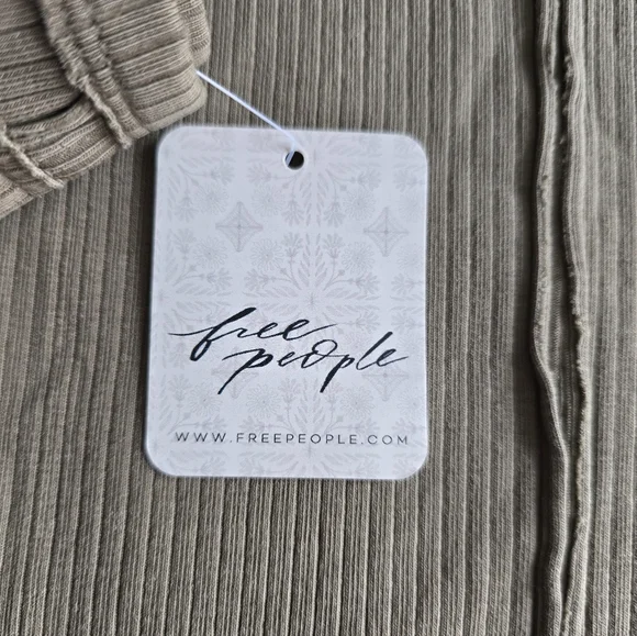 NWT We The Free Mia Tank - Picture 6 of 8